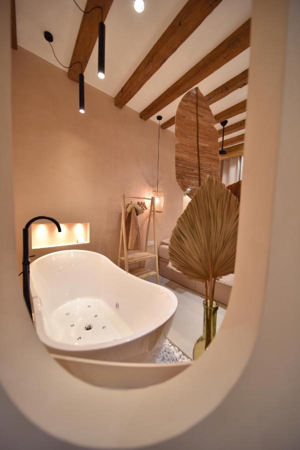 La Loge Du Reveur - Spa - Vieux-リヨン エクステリア 写真